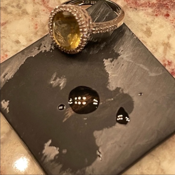 Stunning 14k White Gold Topaz with Diamond Ring - Picture 4 of 7